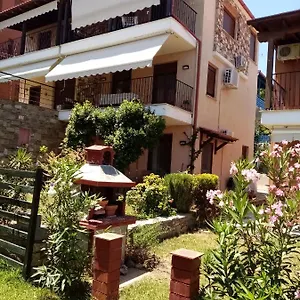 Mary's House Παλιούρι